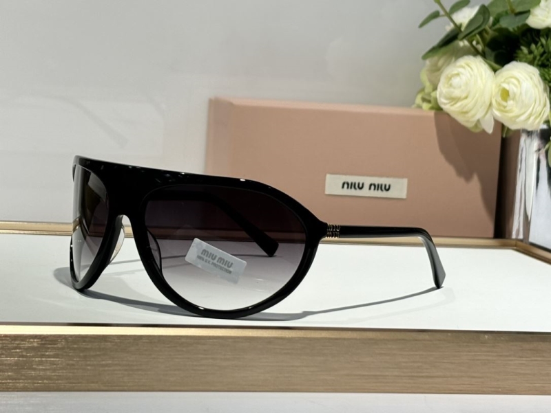 MIU MIU